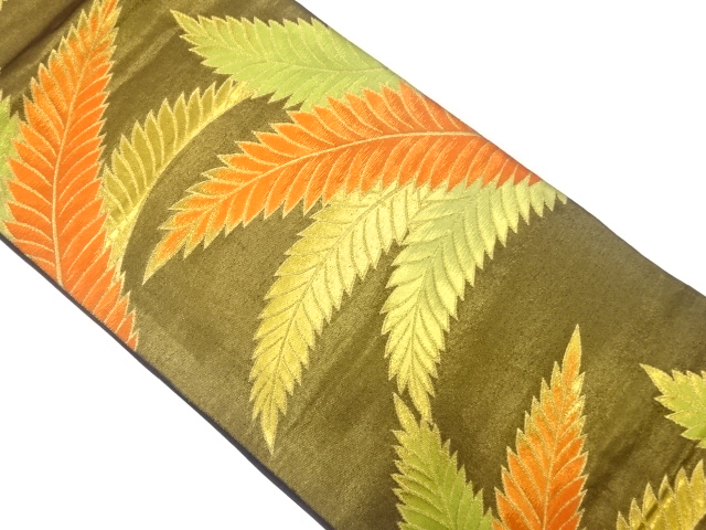 アンティーク　シダ模様織出し袋帯（着用可）